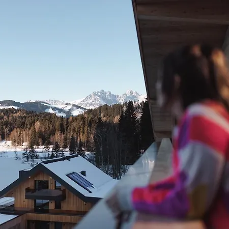 ホテル Alpenhotel Am Schwarzsee 4*