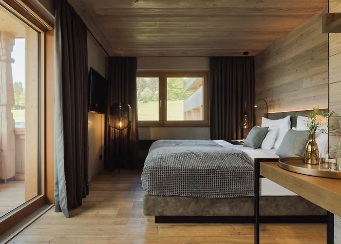 Alpenhotel Am Schwarzsee 4*