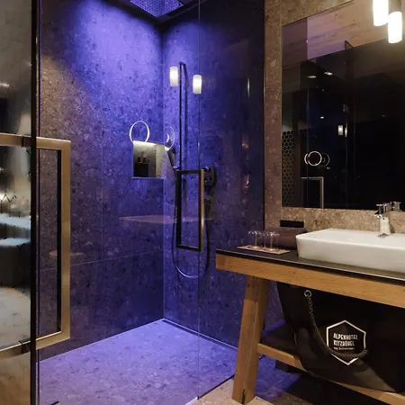 Alpenhotel Am Schwarzsee 호텔